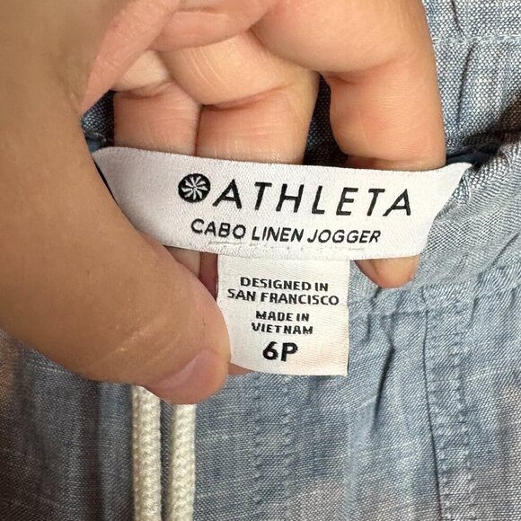 Athleta Cabo Linen Jogger in Chambray Blue - Picture 4 of 6
